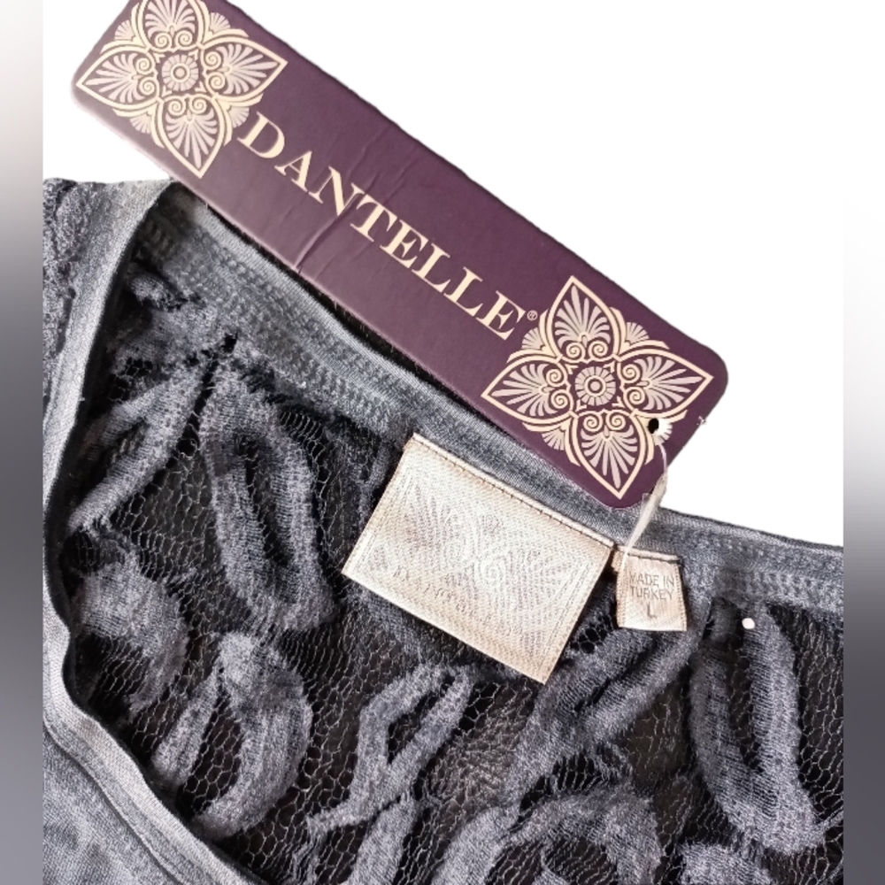 Dantelle Charcoal Lace-Detail 3/4 Sleeve Tee - Picture 4 of 9